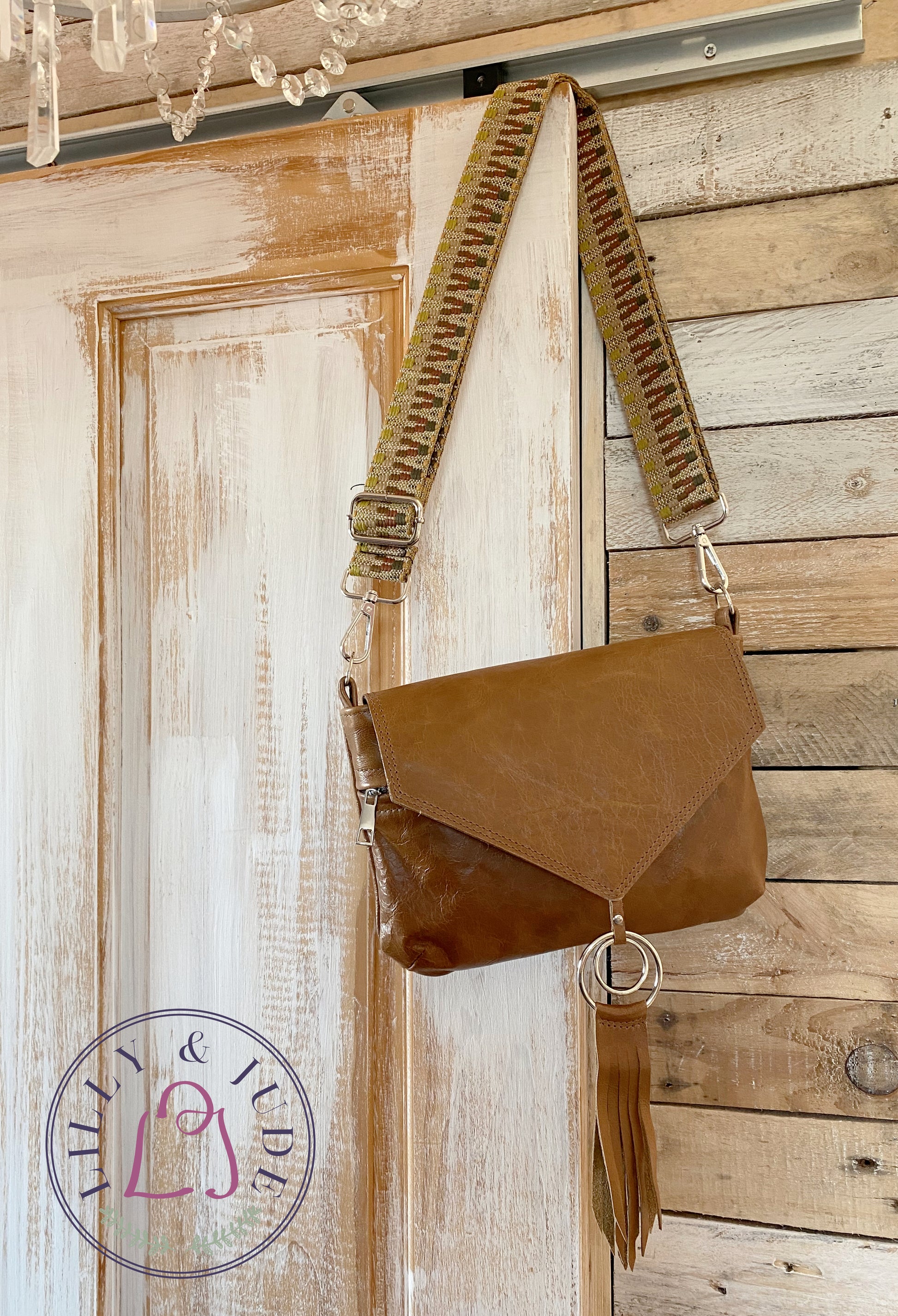 Olivia | Tan Brown Leather Crossbody Bag image 3