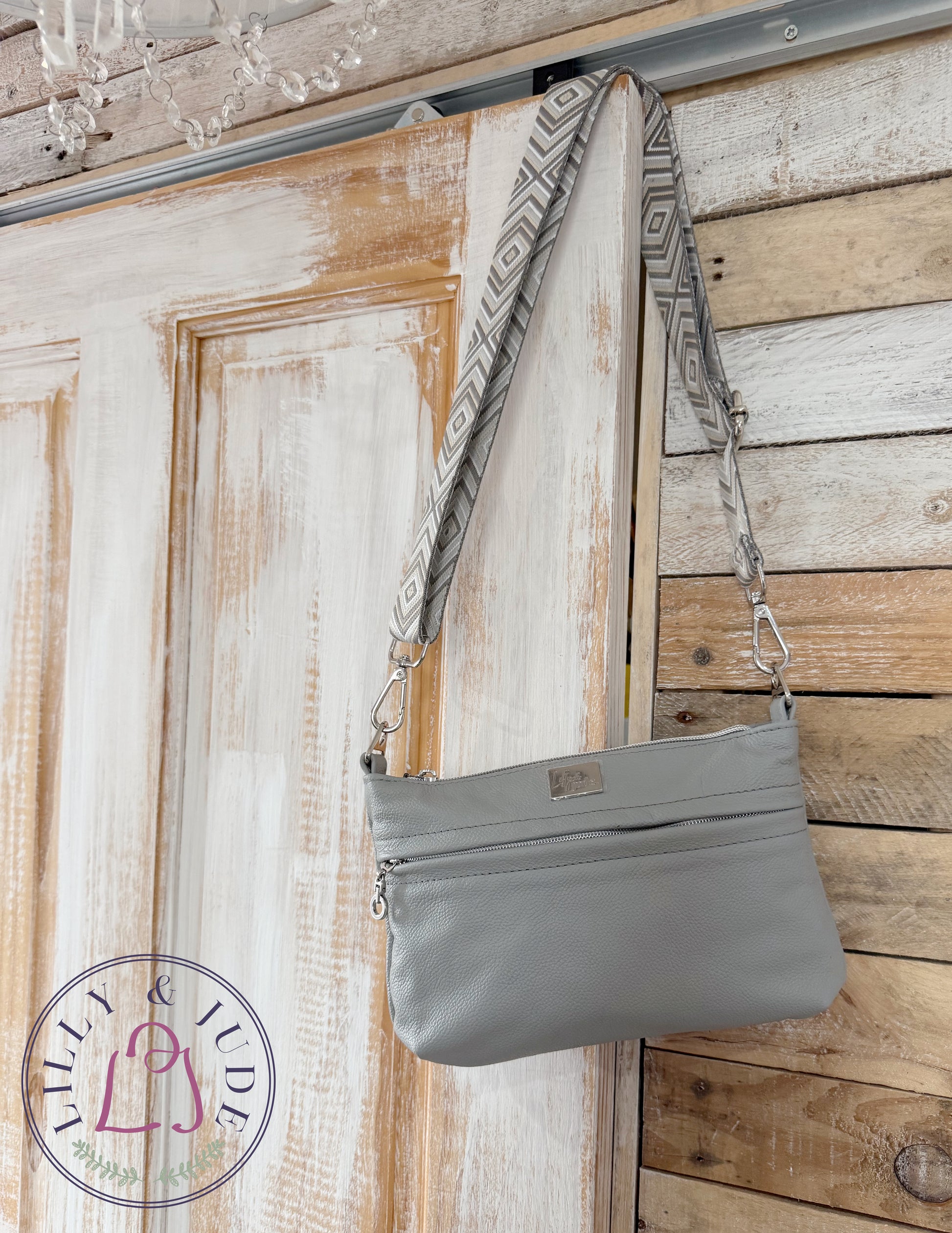 Starburn | Light Grey Leather Crossbody Bag | Eco-Friendly Handbags image 1
