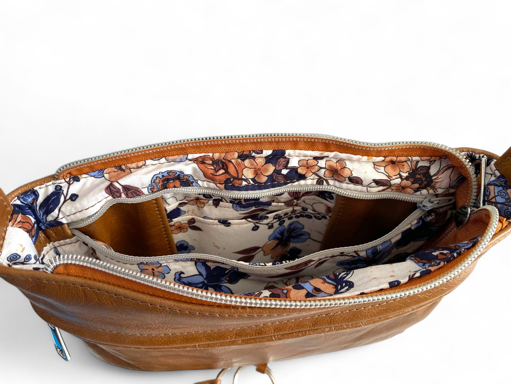 Olivia | Tan Brown Leather Crossbody Bag image 12