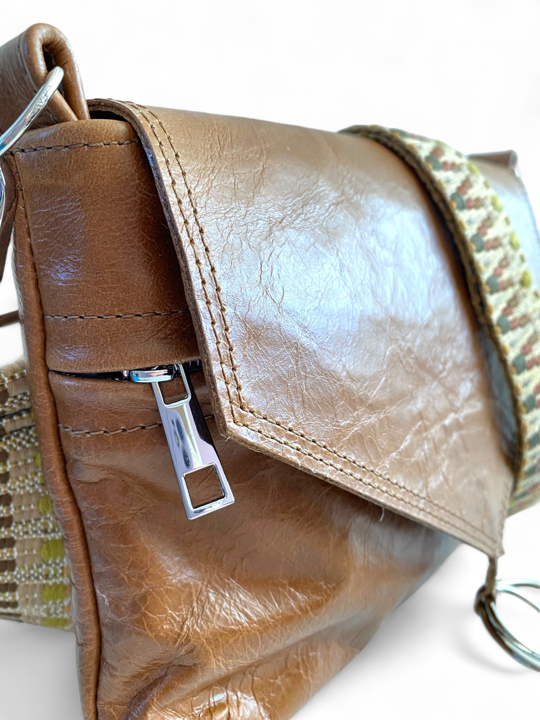Olivia | Tan Brown Leather Crossbody Bag image 8