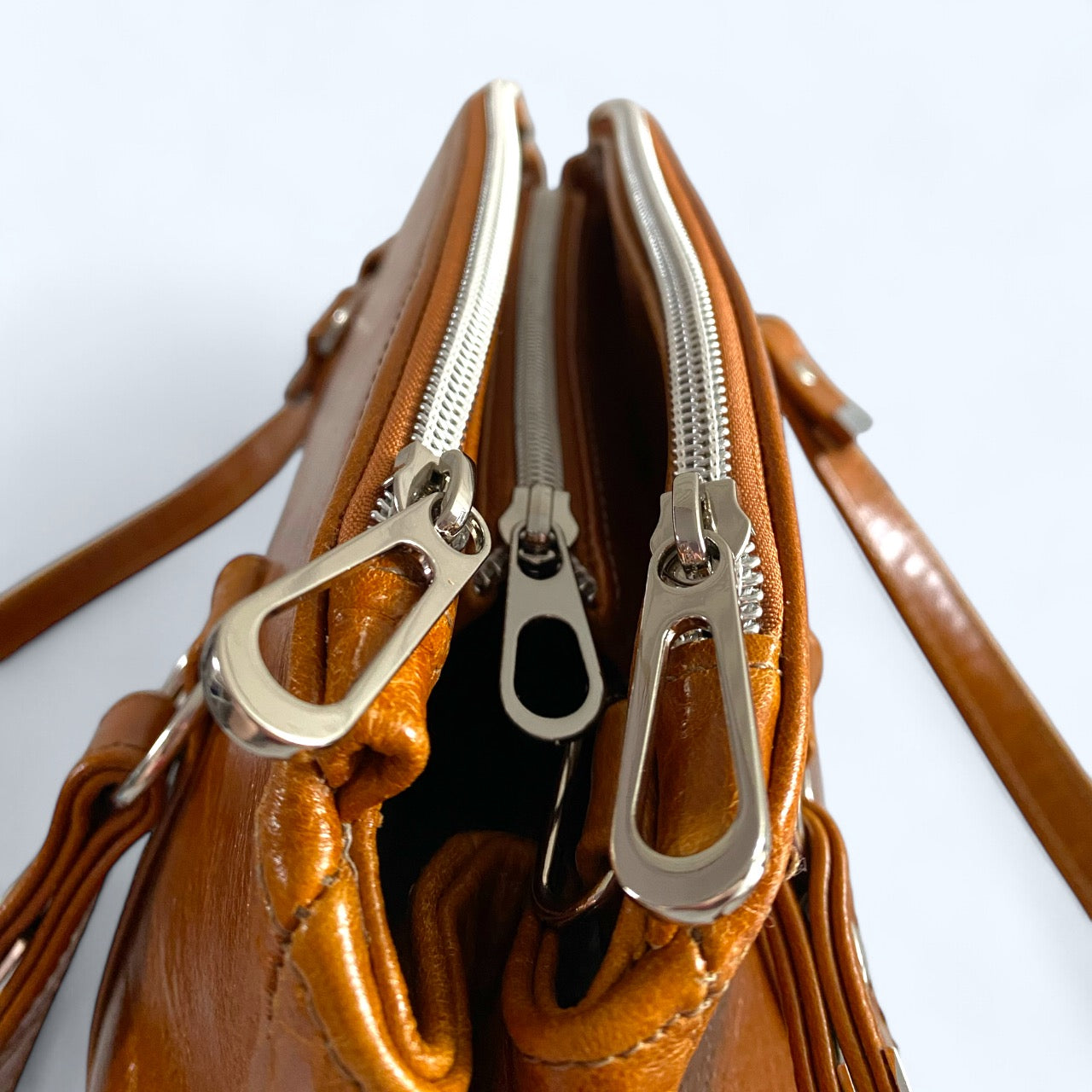 Rowena | Tan Leather 3 Section Shoulder Bag image 6