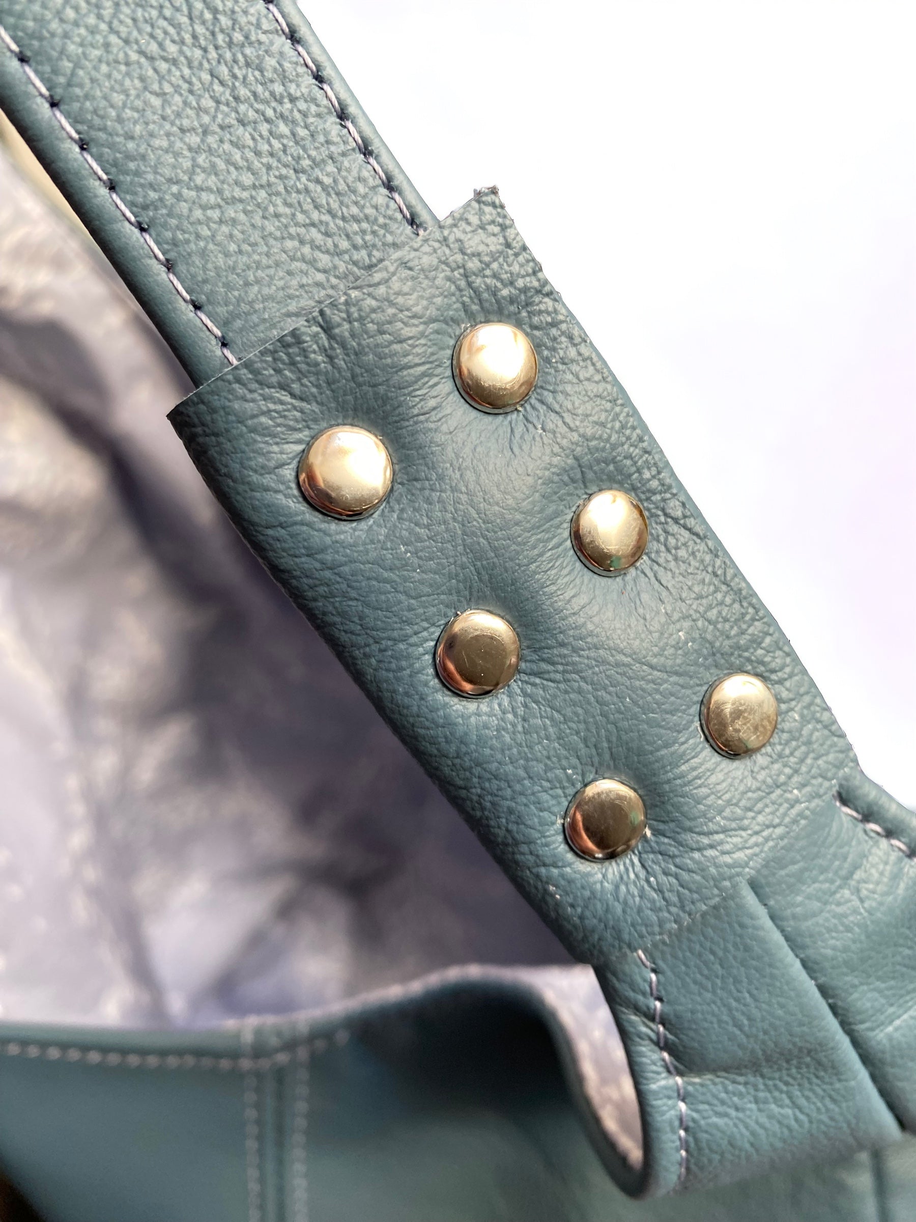 Estrella | Blue Leather Shoulder Bag | Chic Slouch Handbag image 5