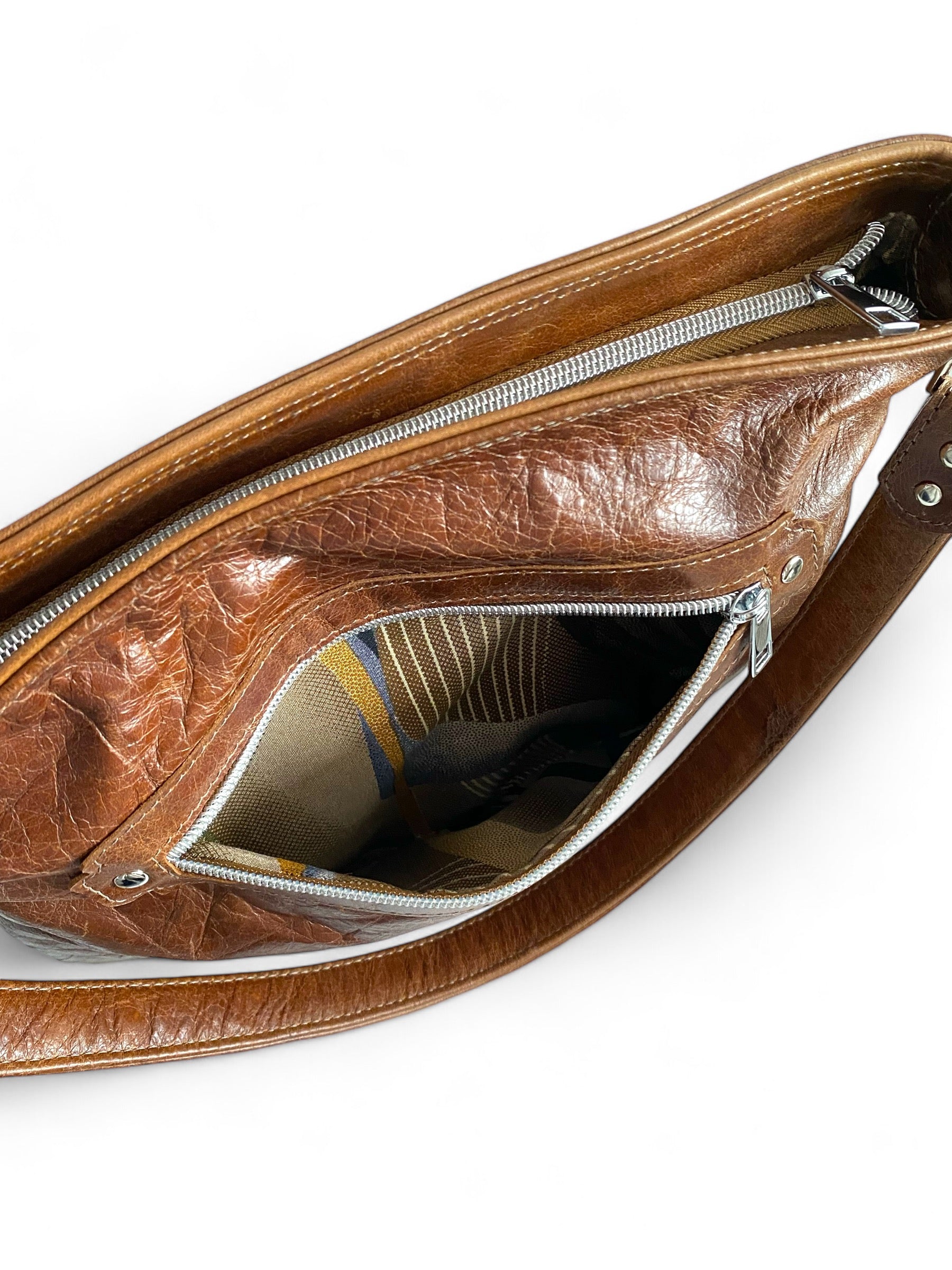 Freddy | Chestnut Brown Leather Shoulder Bag | Handcrafted Handbag image 7