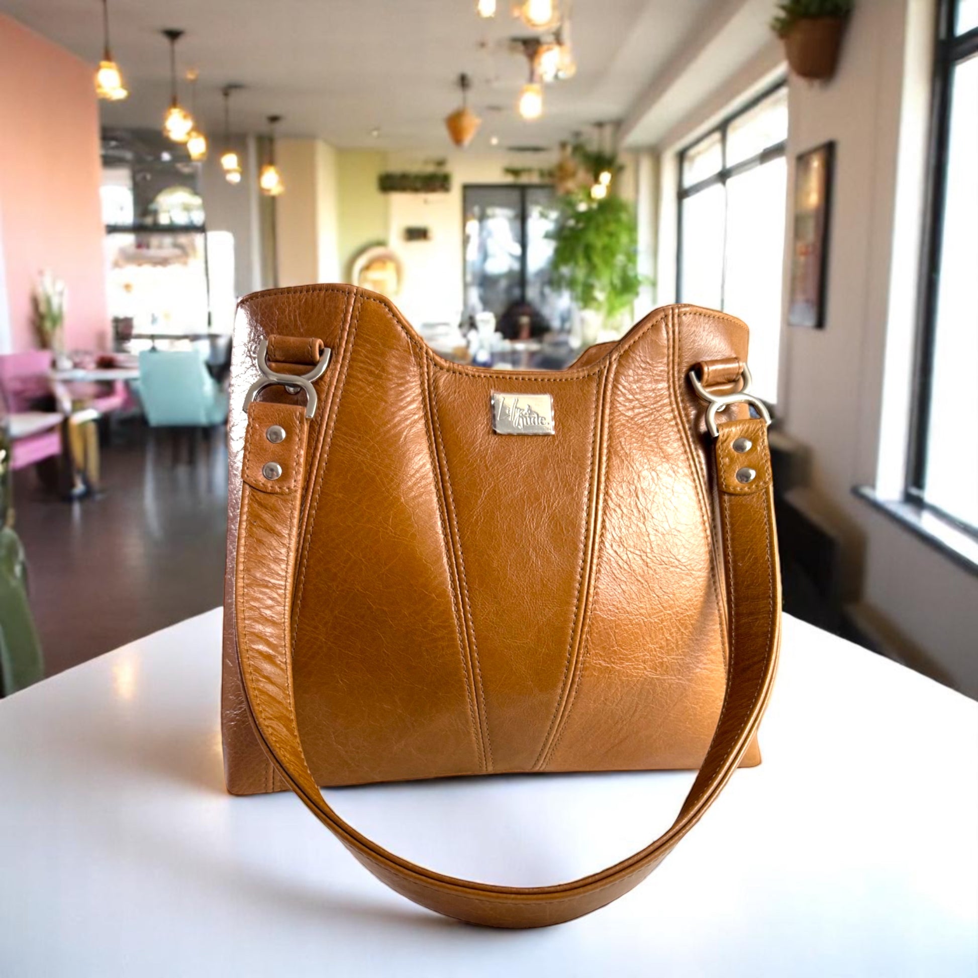 Alaula | Tan Leather Shoulder Bag | Eco-Friendly Fashion image 1