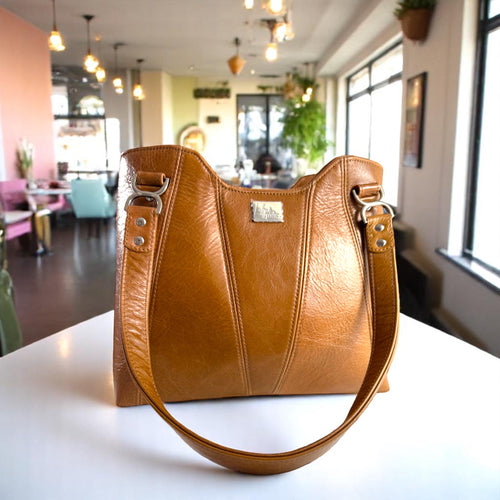 Alaula | Tan Leather Shoulder Bag | Eco-Friendly Fashion image 1