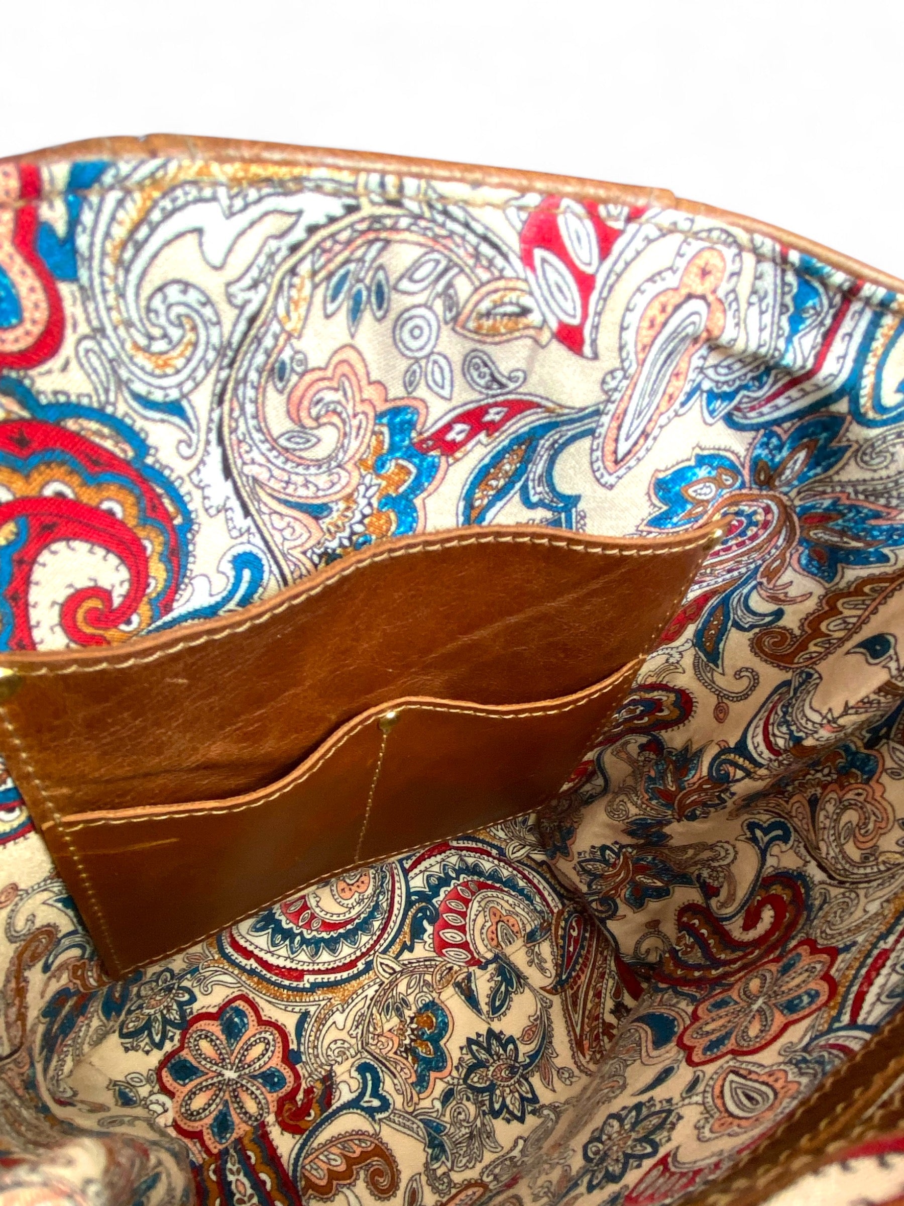 SWALK | Handcrafted Conker Brown Leather Crossbody Bag image 9