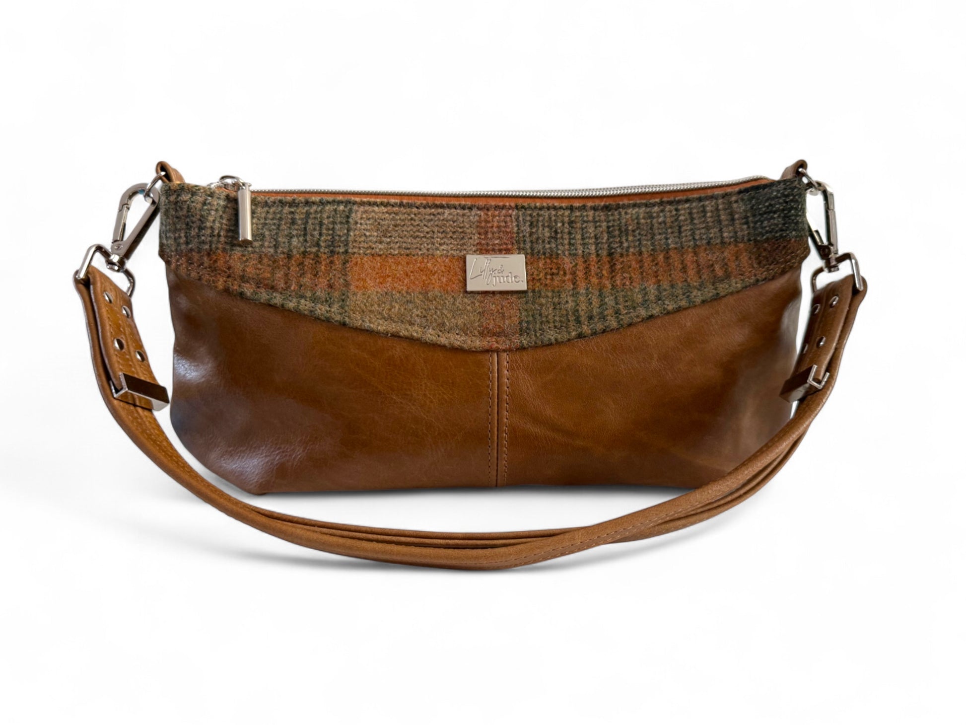 Front view of Elland handbag in tan leather and autumn coloured, woollen tweed, handmade in the UK.
