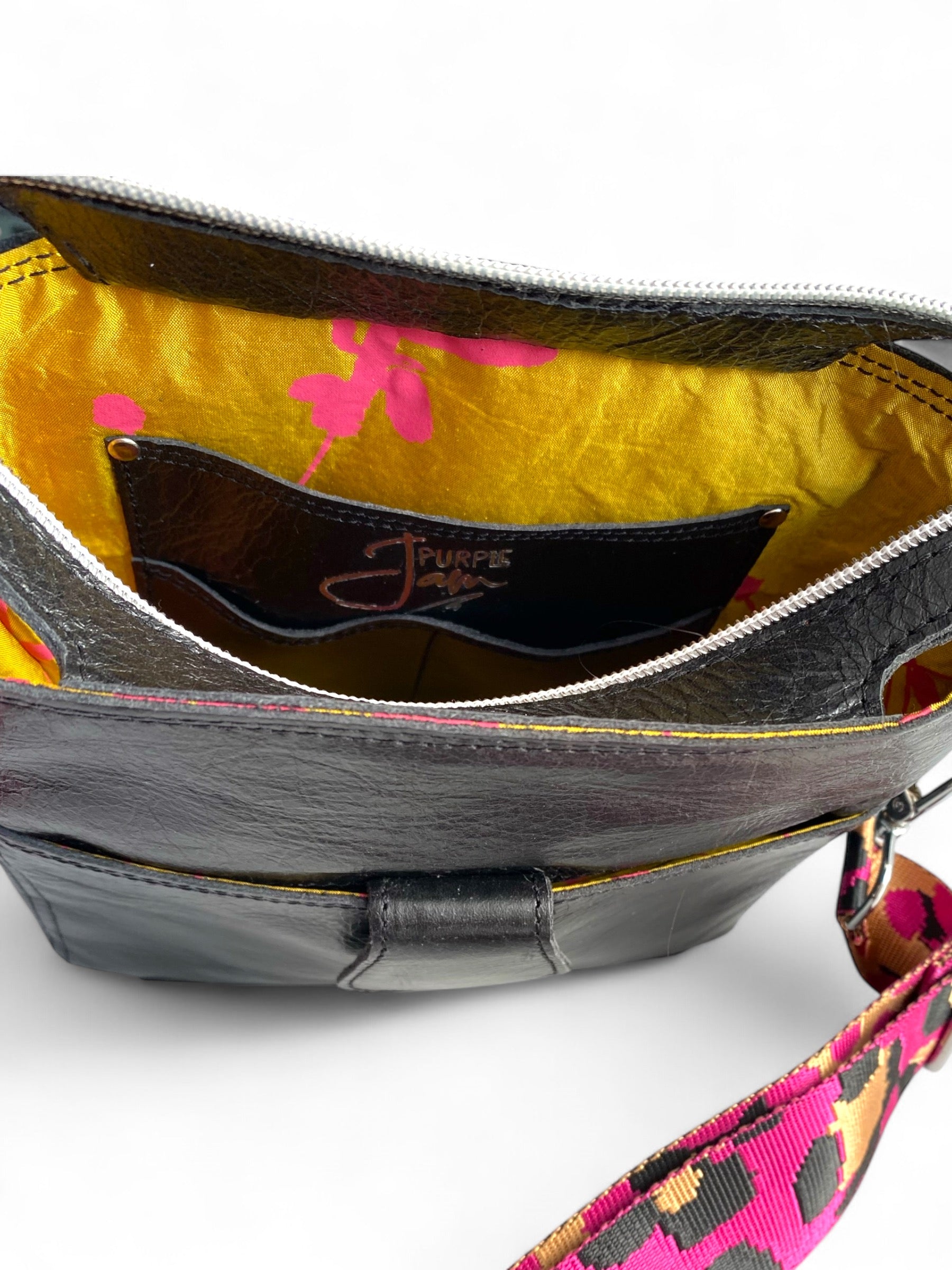 Swift | Black Eco Luxury Leather Crossbody Bag image 9