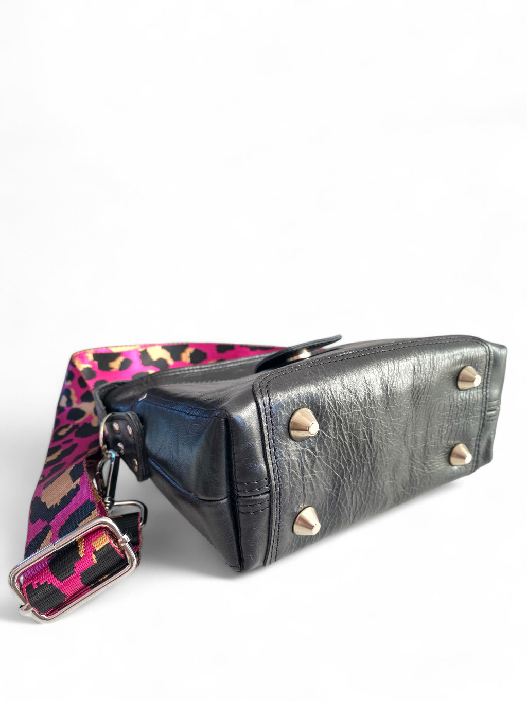 Swift | Black Eco Luxury Leather Crossbody Bag image 6