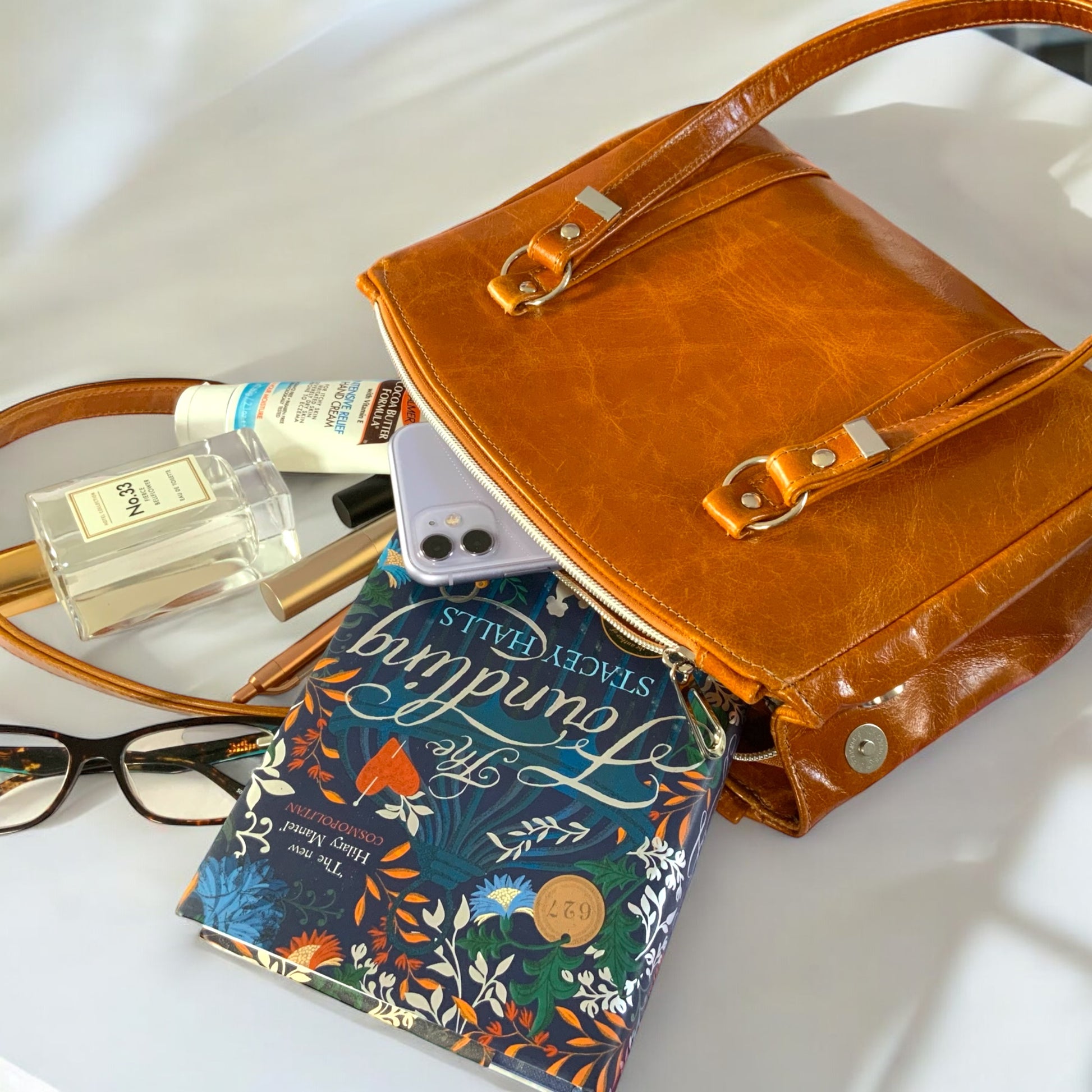 Rowena | Tan Leather 3 Section Shoulder Bag image 10